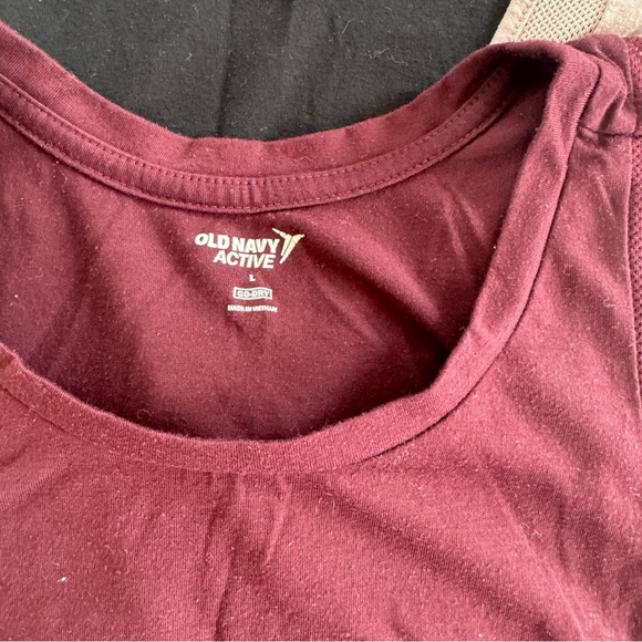 Three old navy tank tops - Picture 2 of 6